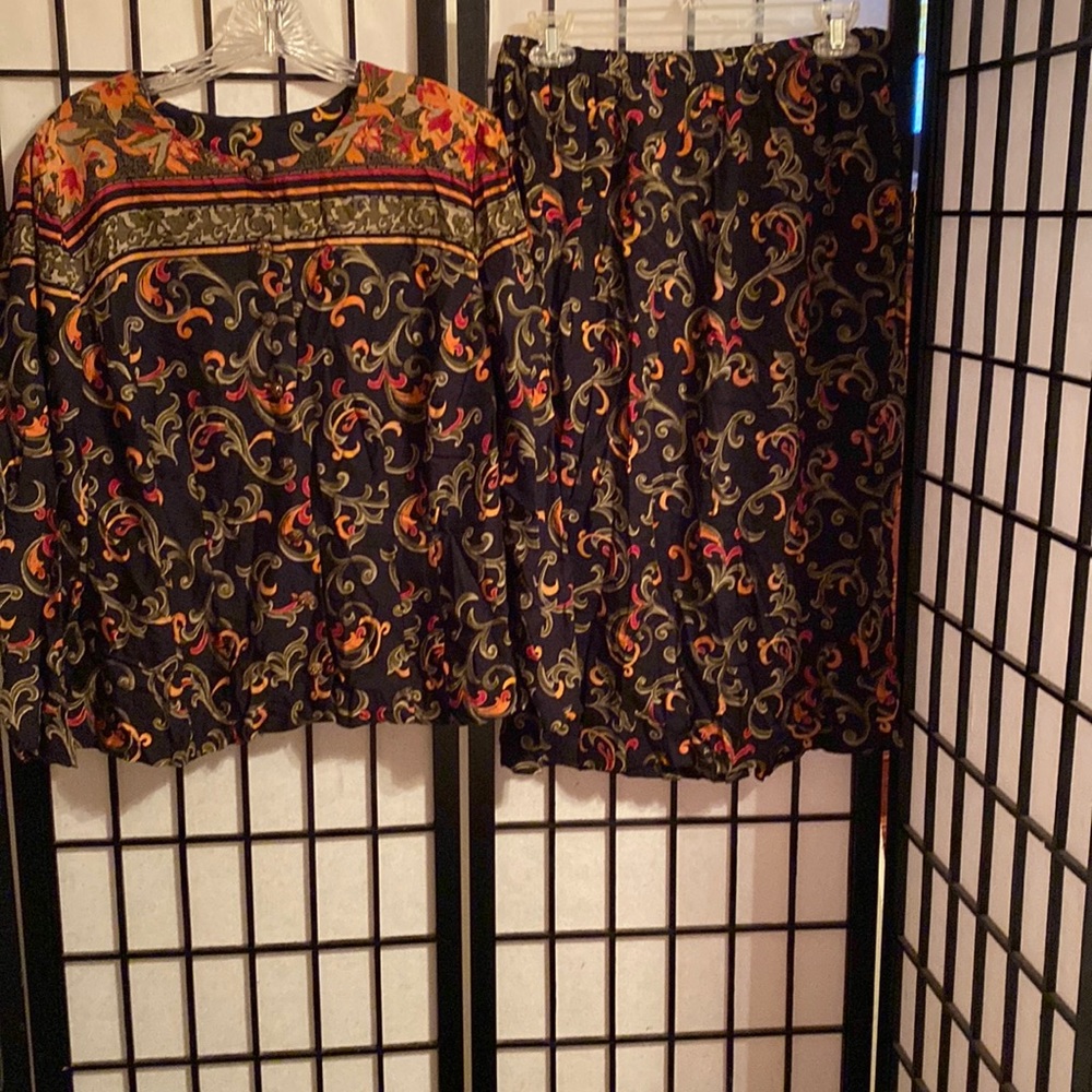 VIP Plus Skirt Set Size 16P Made in the U.S.A.